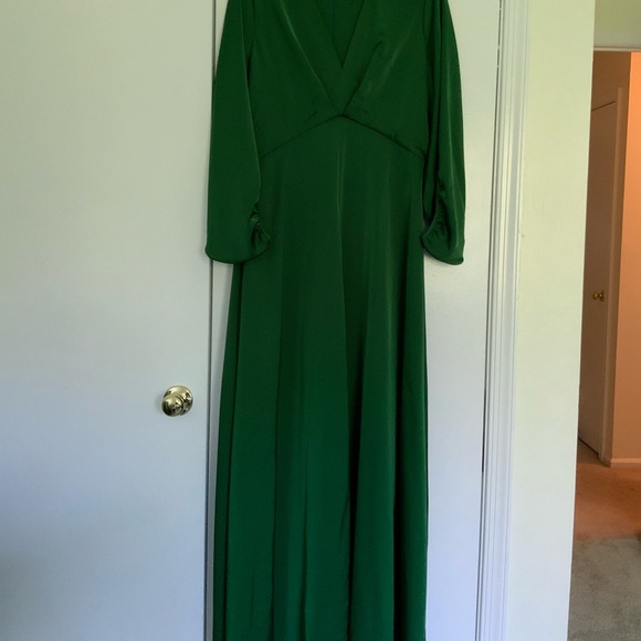 Sachin and Babi Jenny Gown Emerald - Picture 2 of 2